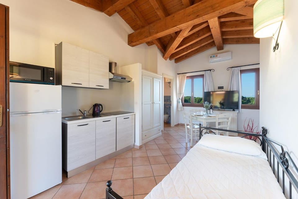 Bed, Bedroom, microwave, oven, kitchen