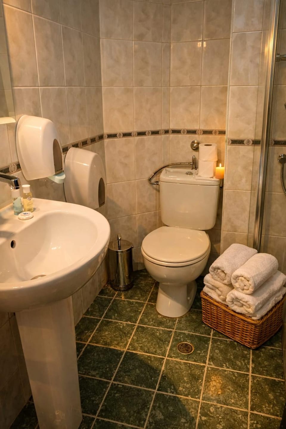 Shower, Toilet, Bathroom