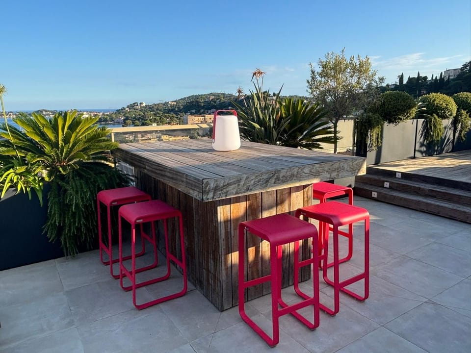 Patio, Natural landscape