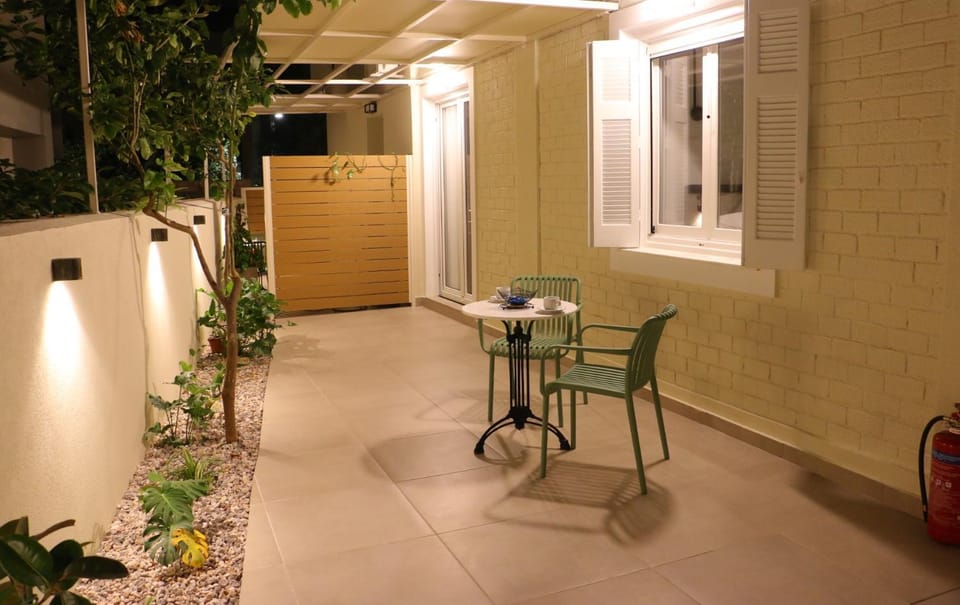 Balcony/Terrace, Inner courtyard view
