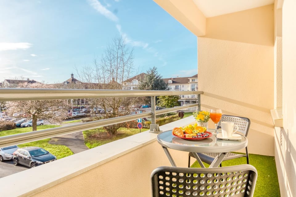 Patio, View (from property/room)