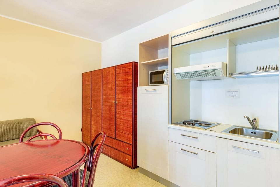 Spring, Summer, Kitchen or kitchenette, Autumn