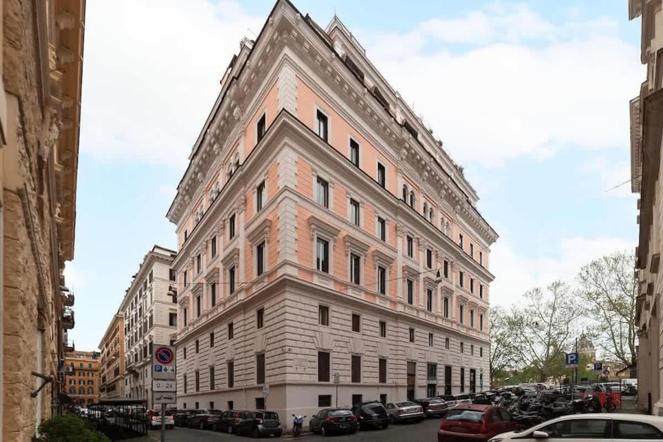 Loft tra Castel Sant'Angelo e centro storico Apartment in Rome
