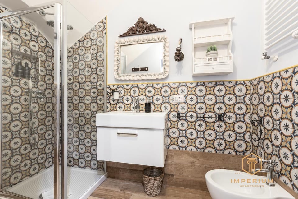 Shower, Toilet, Bathroom, bidet