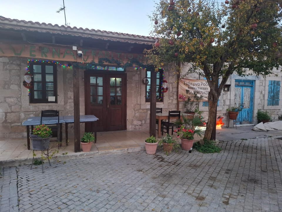 Simou Apartment Apartment in Paphos District