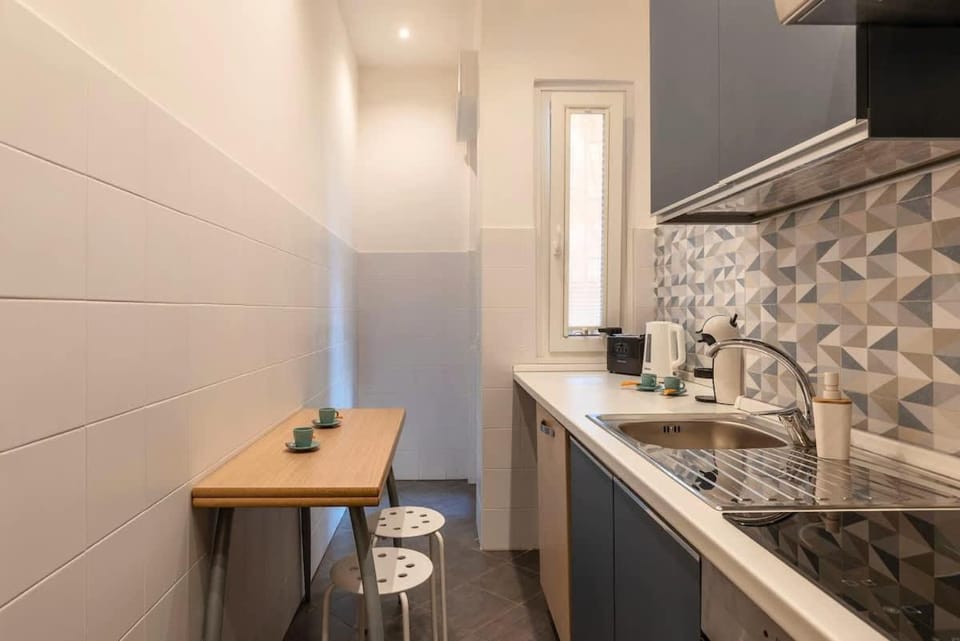 Vivace appartamento con splendido giardino Apartment in Rome