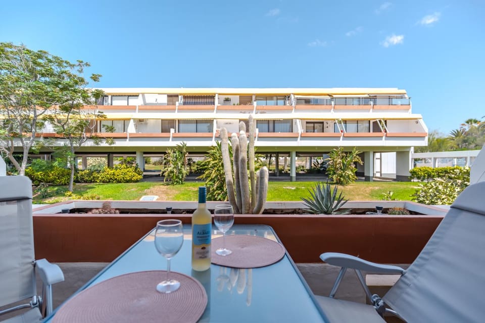 Property building, Day, Garden, View (from property/room), Balcony/Terrace, Garden view