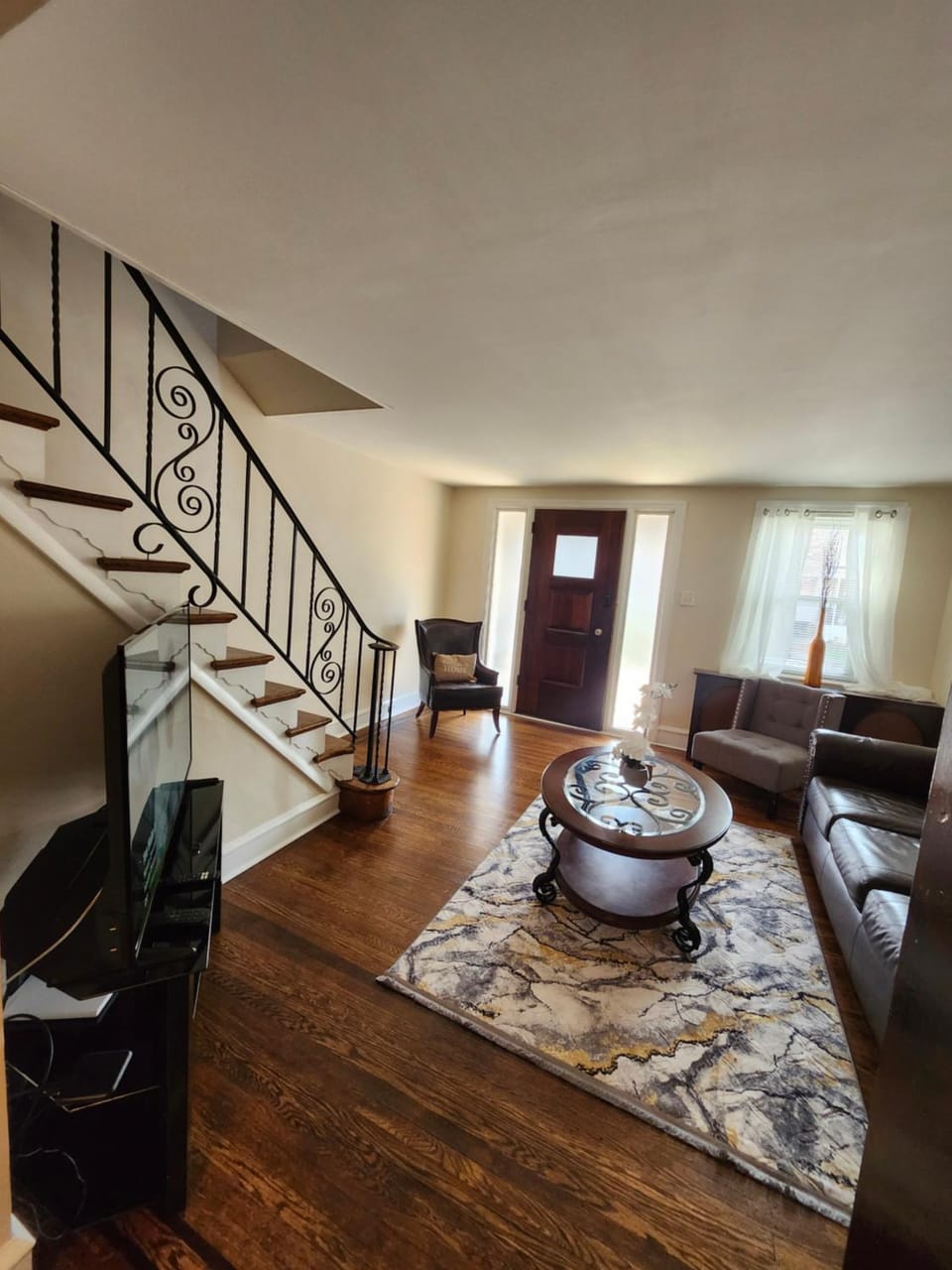 Lansdowne Gem Apartment in Lansdowne