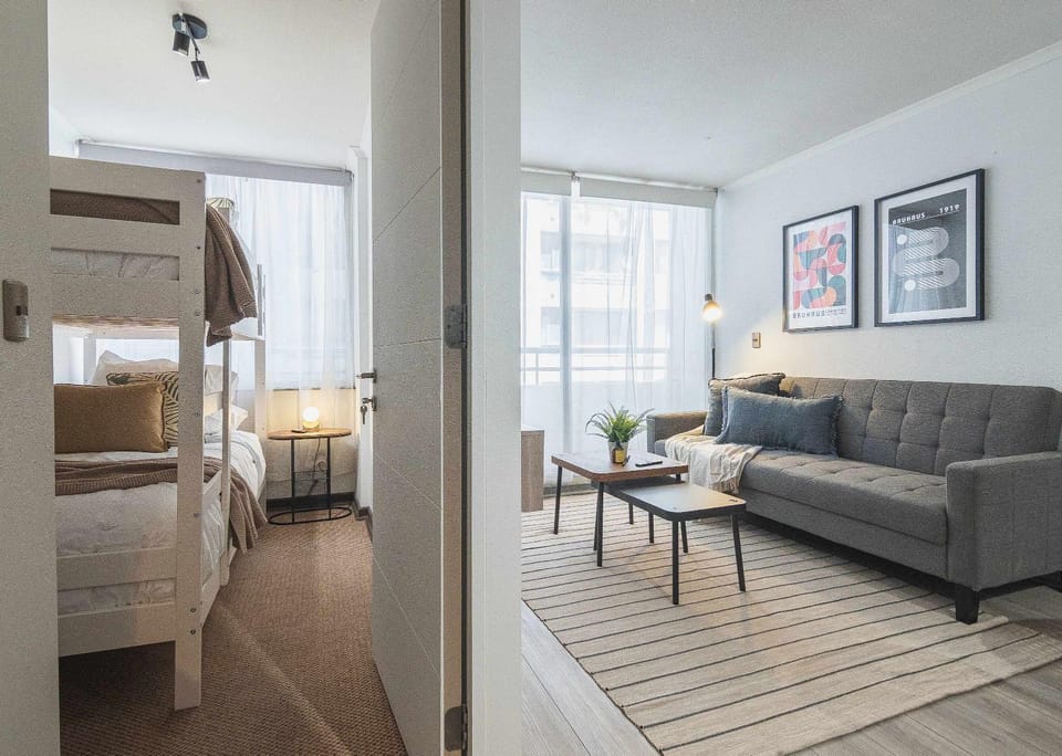 HOM I A Pasos Metro Santa Isabel I WiFi I Terraza Apartment in Providencia
