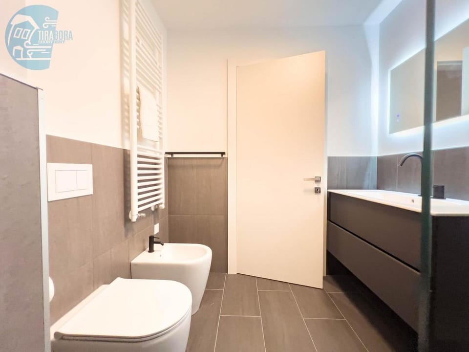Blue Palace 5D Tirabora Short Rent, con parcheggio privato Apartment in Trieste