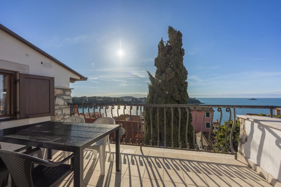 La Vista Sea View Apartment in Rovinj