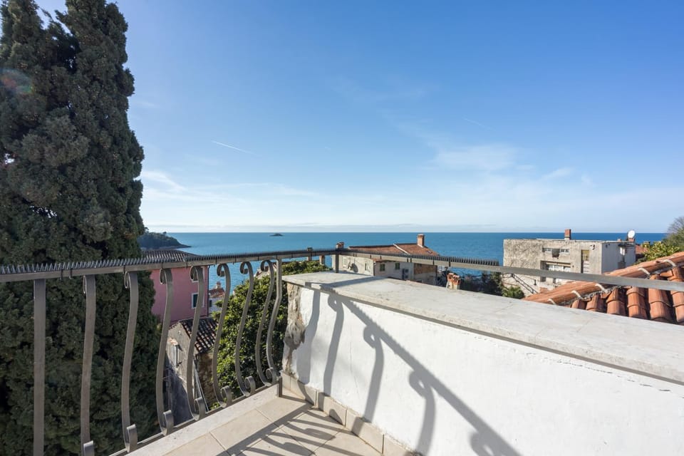 La Vista Sea View Apartment in Rovinj