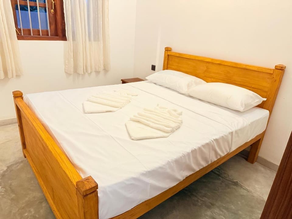 Bed, Bedroom, air conditioner