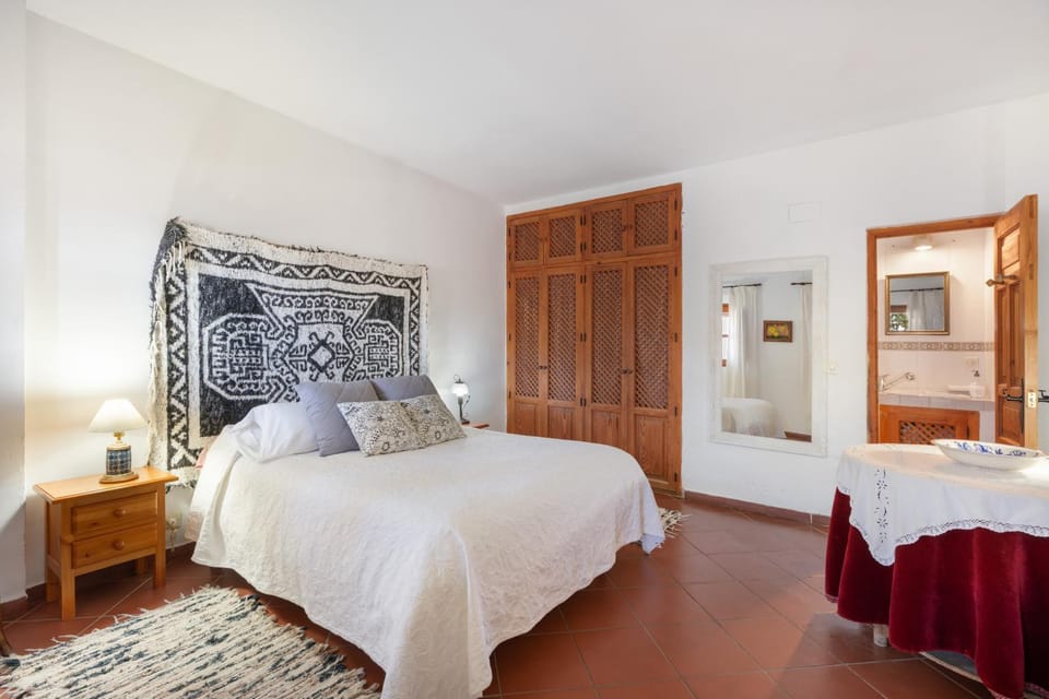 Living room, Bedroom
