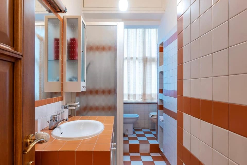 Appartamento ben collegato con aeroporto e centro House in Rome