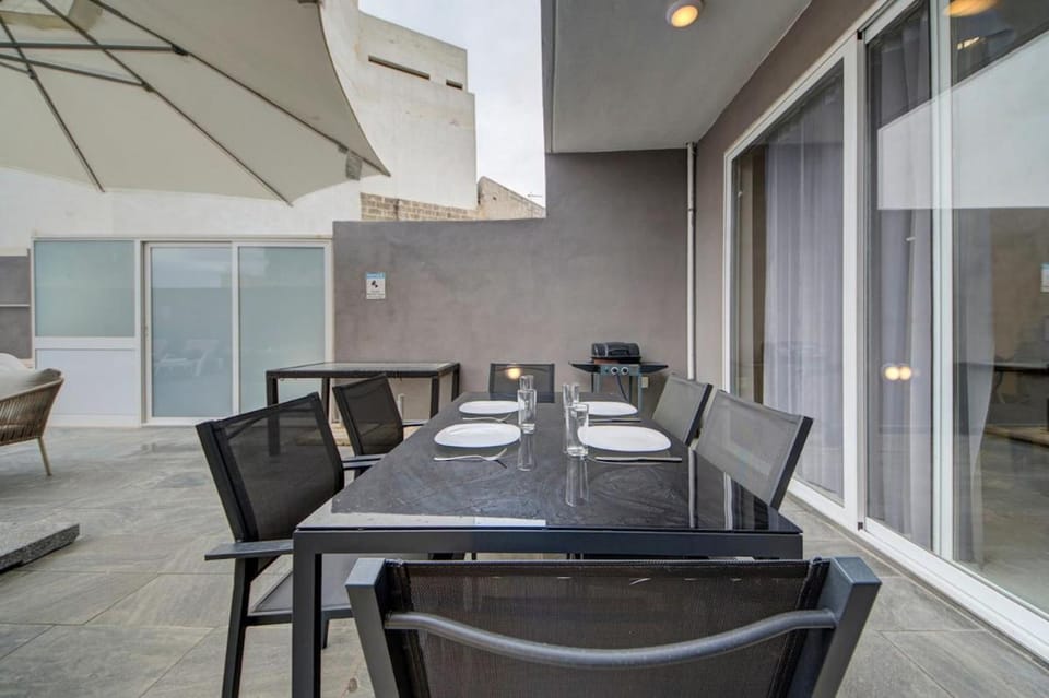 Central Oasis - Private Pool & Lounge Area Apartment in Malta