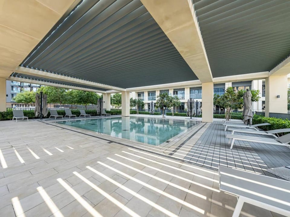 Luxury 2 bed, 5 mins walk to Dubai Mall and Burj Khalifa Apartment in Dubai