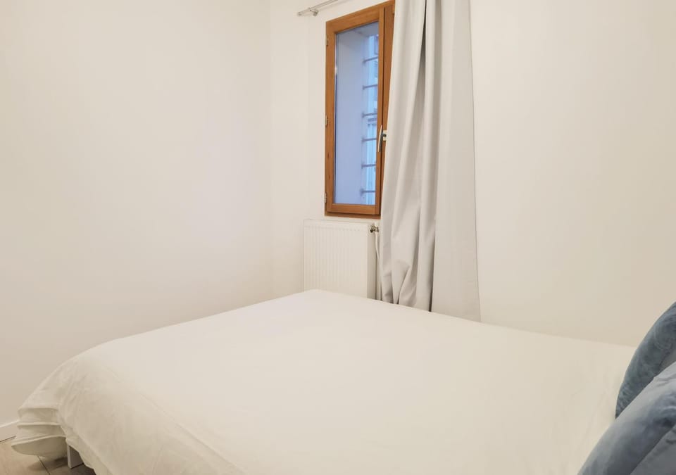Practical 38m2 Home for Families or Friends Apartment in Île-de-France