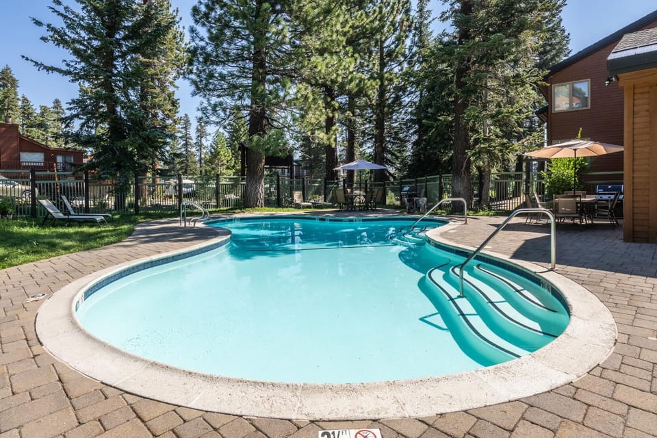 Mountainback 117 House in Mammoth Lakes