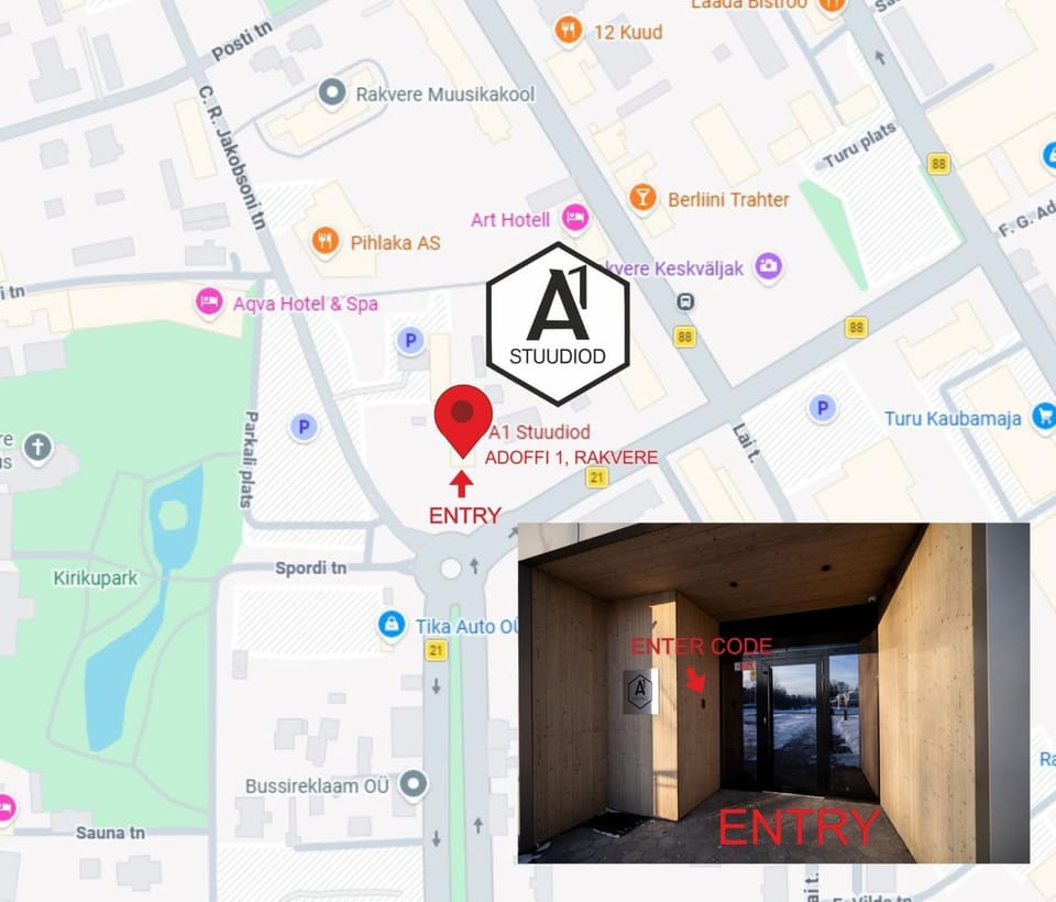 Facade/entrance, Location