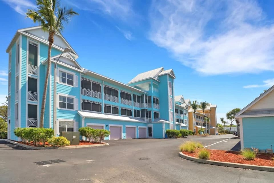 NEW Beach Escape - Queen Studio near Naples Inn in Bonita Springs