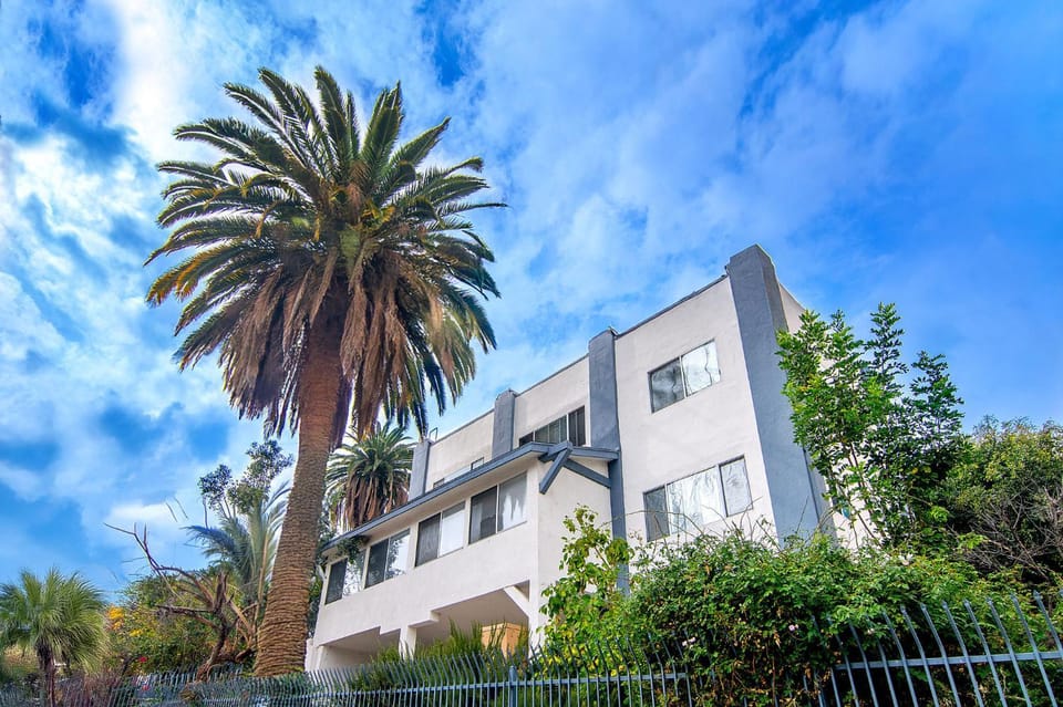 Private Guesthouse Studio Near Echo Park Apartment in Echo Park