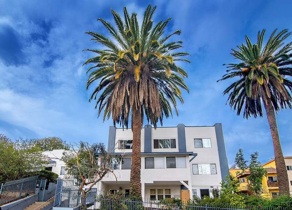 Private Guesthouse Studio Near Echo Park Apartment in Echo Park