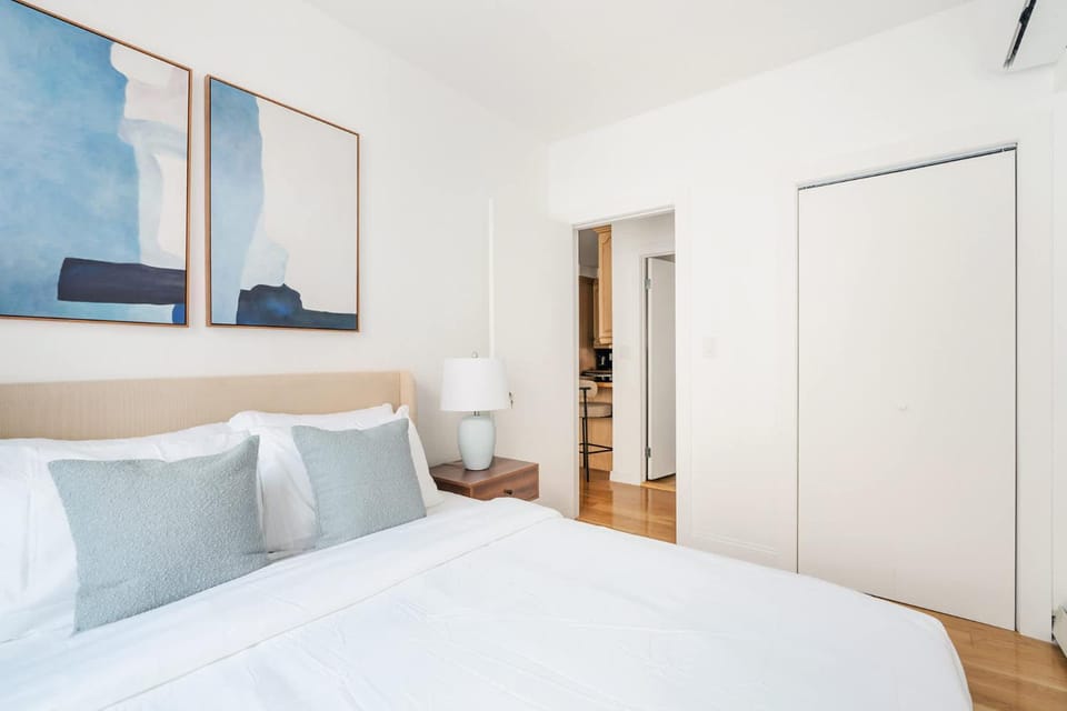 26A-2 Spacious brand new Fully Furnished 2-Bedroom in Prime Murray Hill Move-In Ready Apartment in Lower Manhattan