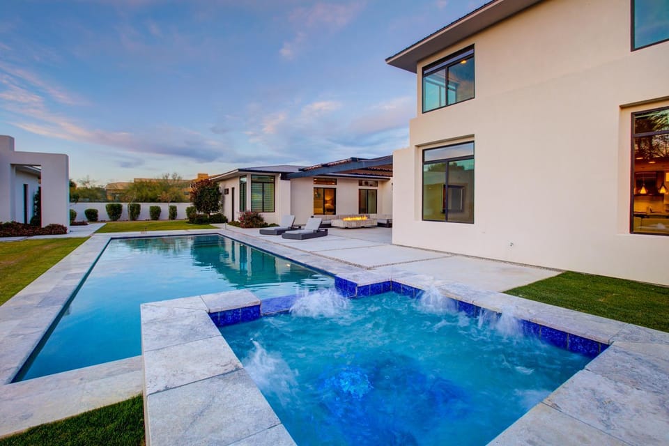 Hot Tub, Pool view, Swimming pool