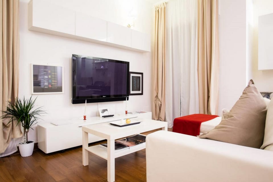 TV and multimedia, Living room, Seating area