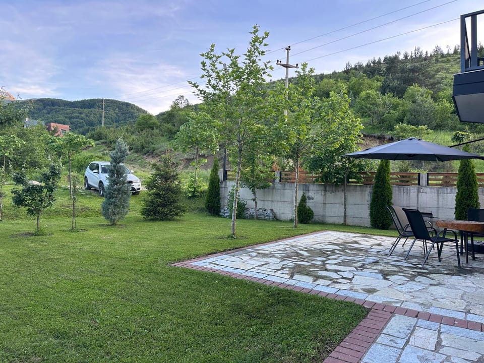Villa Sunshine Brezovicë Villa in North Macedonia