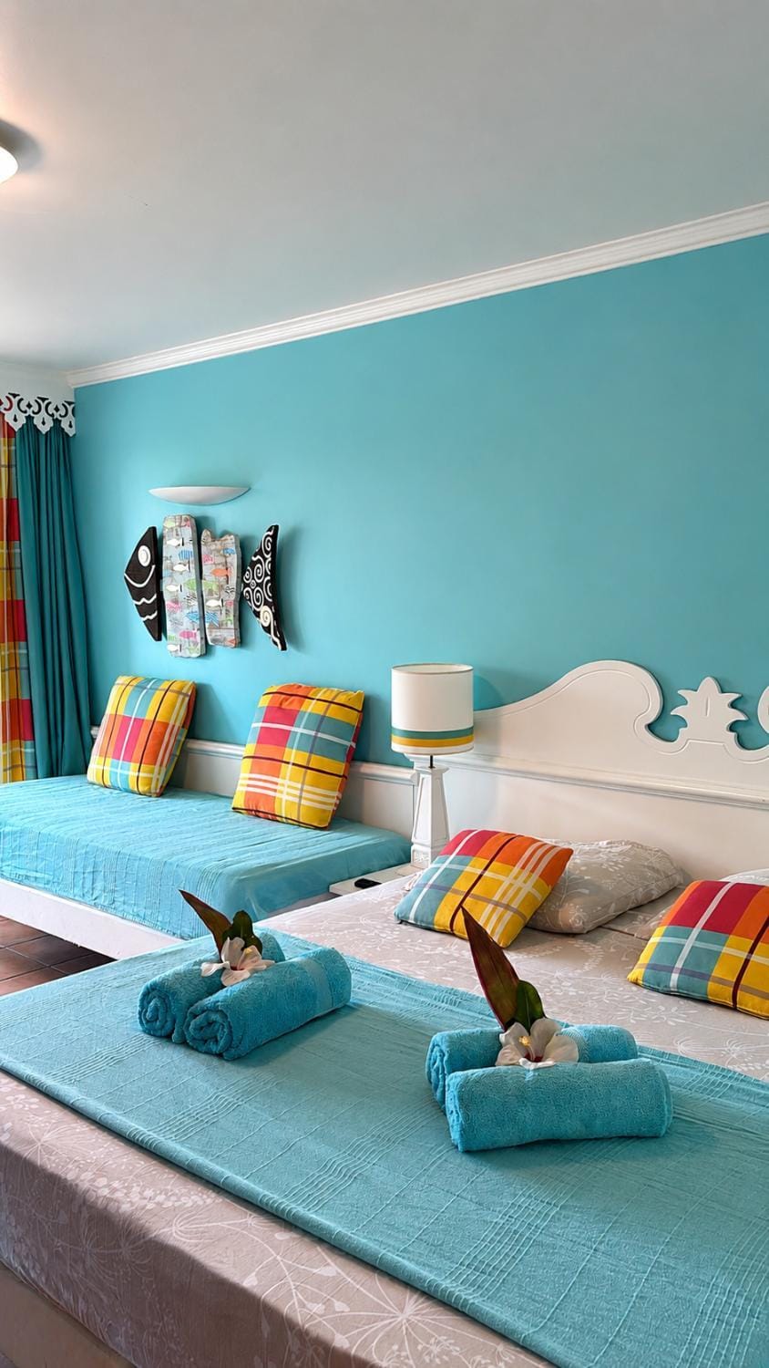 Living room, Bedroom