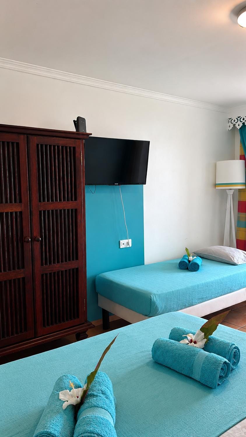 Communal lounge/ TV room, Bedroom