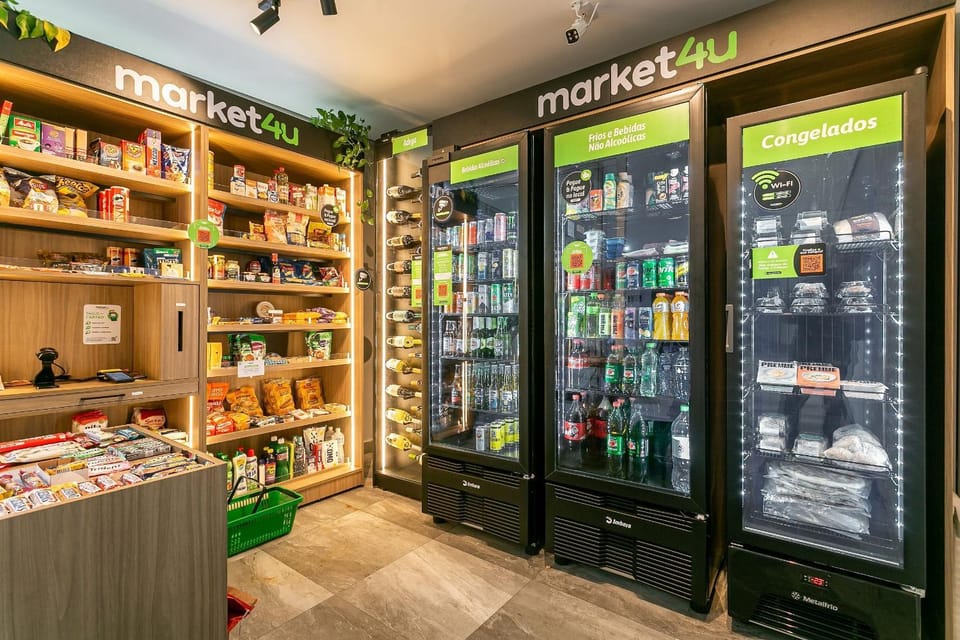 WI-FI 400MB | FoodHall | 450m from Shopping #CA100 Apartment in Florianopolis