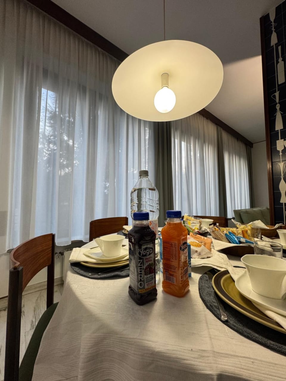 Food and drinks, Dining area