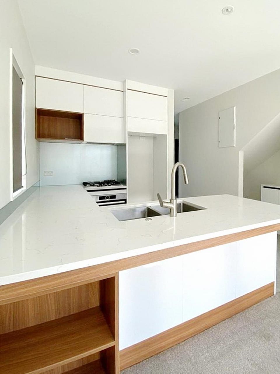 Standalone Home Near Bruce Pulman Park 5BR 3 Baths House in Auckland