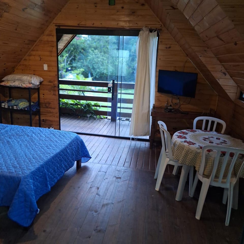 Chalé Chácara Ademar Chalet in Caraguatatuba