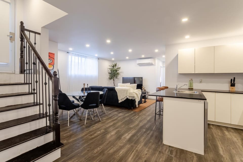 TV and multimedia, Living room, Dining area, internet, kitchen