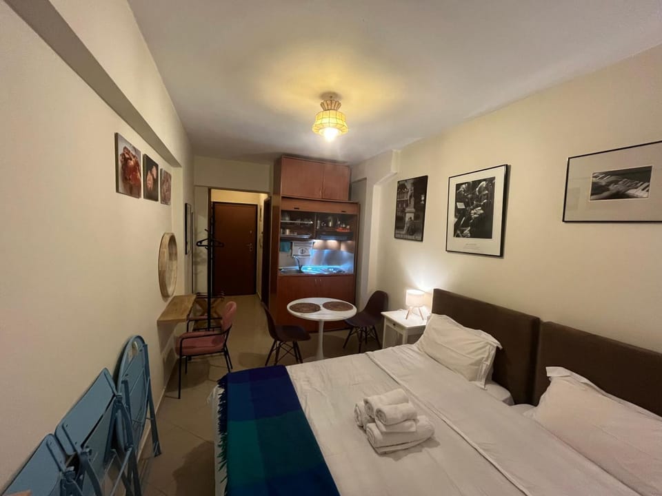 Sleep like a bird - whole apartment A02 Apartment in Thessaloniki