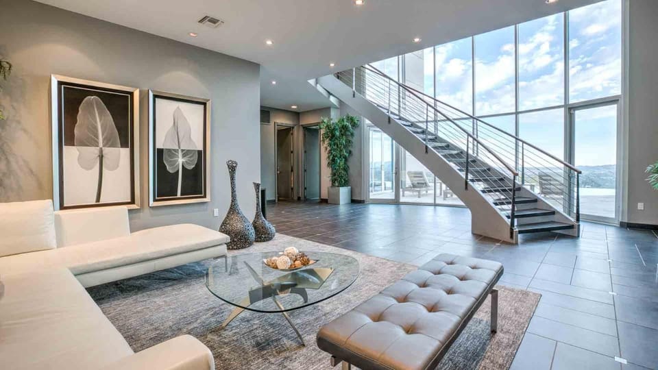 View (from property/room), Living room, Seating area