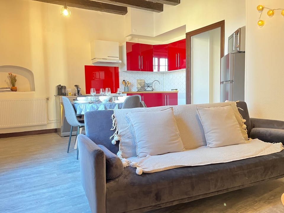 Living room, stove, kitchen