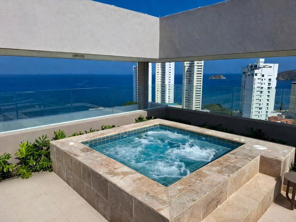 Sea view, Swimming pool