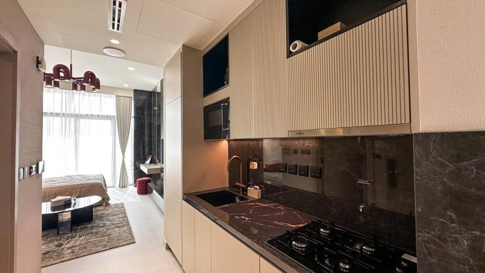 Stylish new apartment with Burj and Downtown views Apartment in Dubai