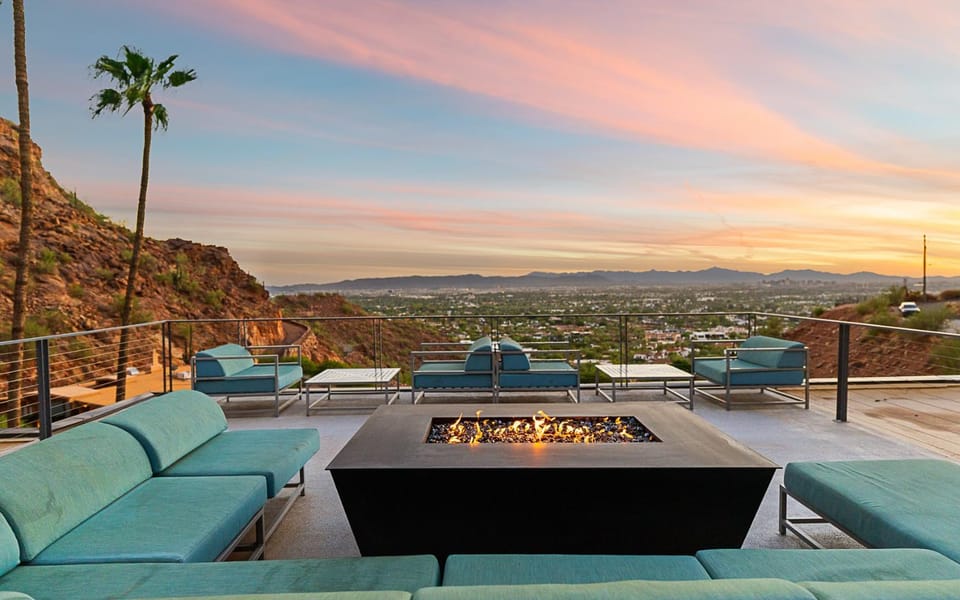 View (from property/room), Seating area, fireplace