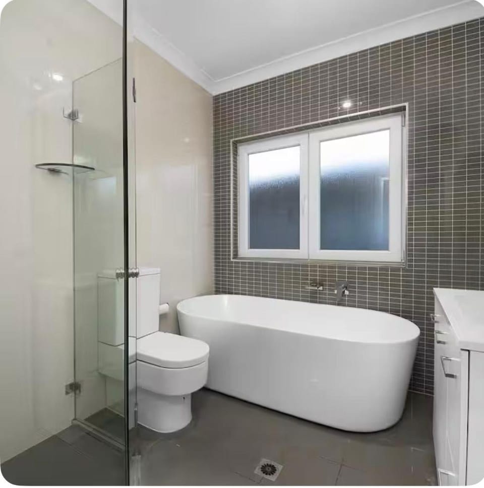 Lovely Duplex in Cabramatta West 4 bedrooms Apartment in Sydney