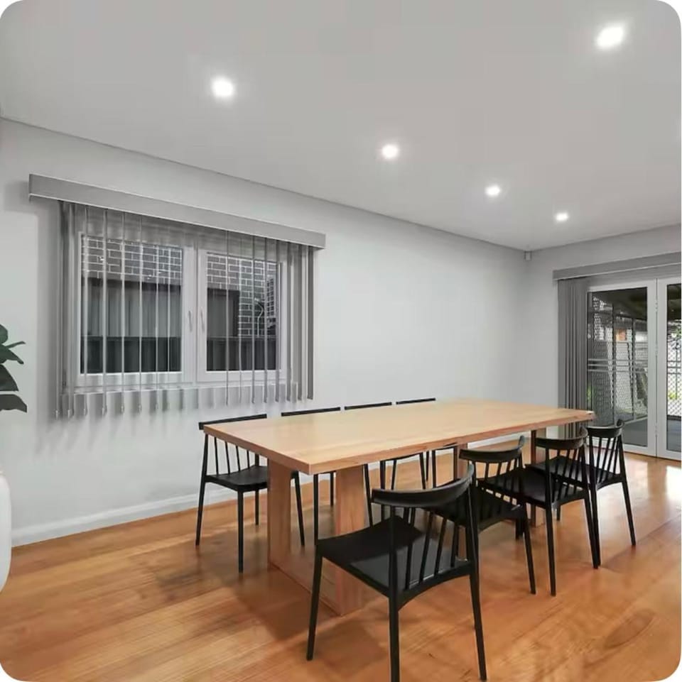 Lovely Duplex in Cabramatta West 4 bedrooms Apartment in Sydney