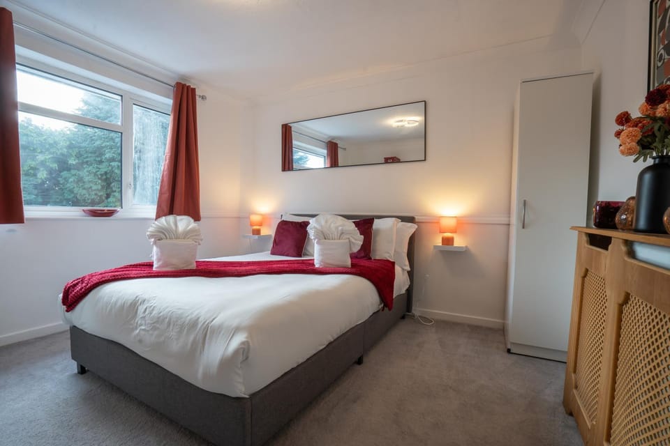 Bed, Bedroom