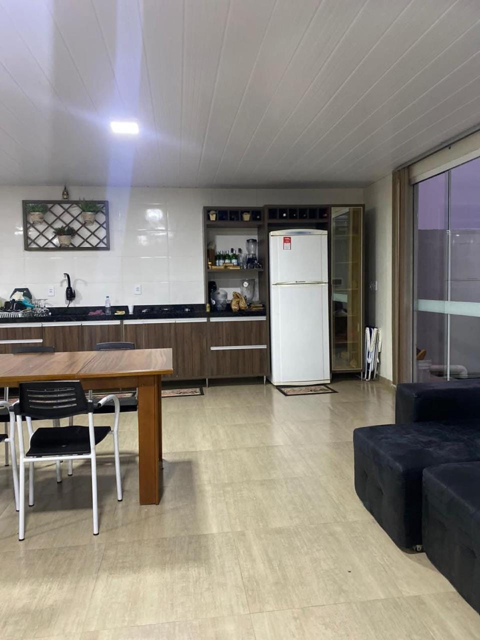 Kitchen or kitchenette, Communal kitchen
