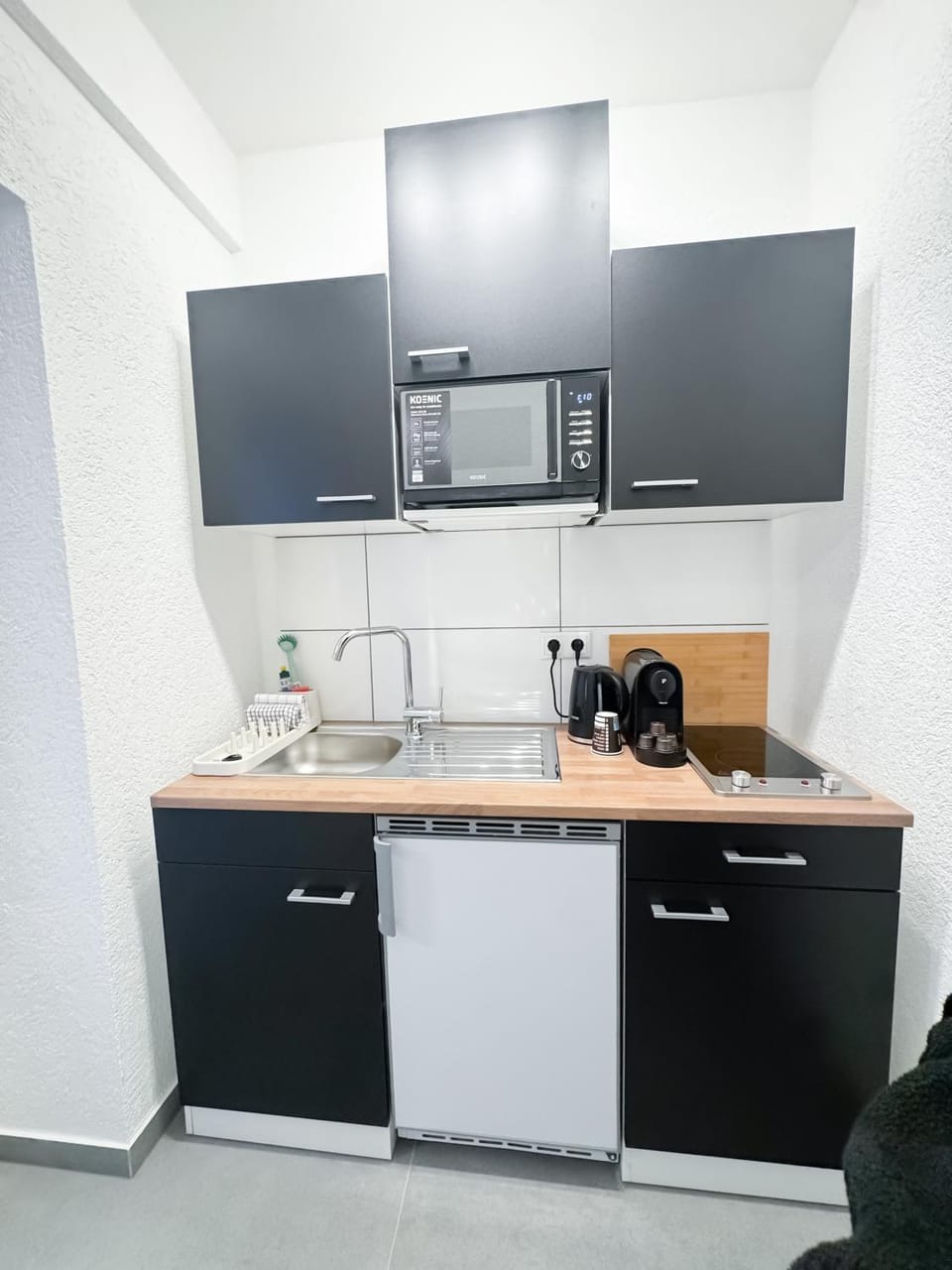 Kitchen or kitchenette, stove