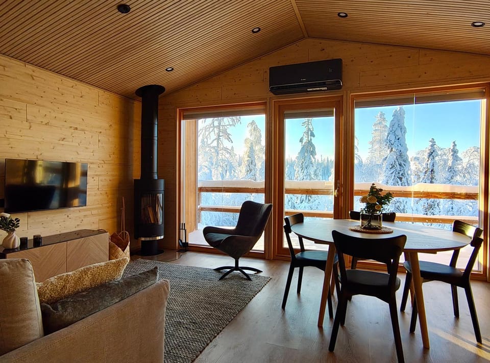 Winter, Living room, Seating area, fireplace